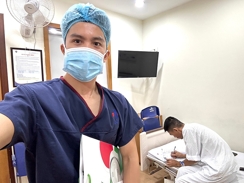 Bác sĩ Nam Trần: Tận tâm cống hiến cho ngành làm đẹp - 2