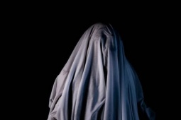 Kinh doanh - Ý tưởng "điên rồ" gây xôn xao cõi mạng: Dịch vụ chứng nhận nhà không có ma