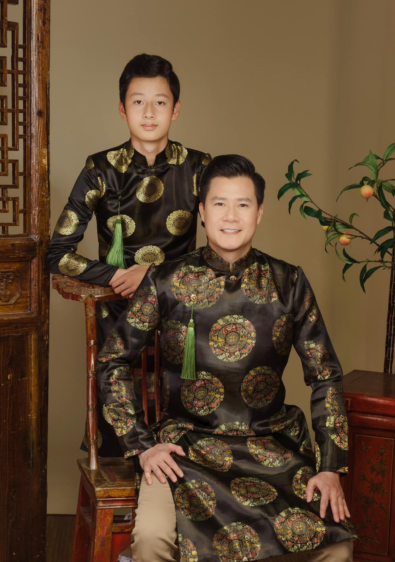 Con trai của Quang Dũng và&nbsp;Jennifer Phạm thừa hưởng những nét đẹp của bố mẹ.