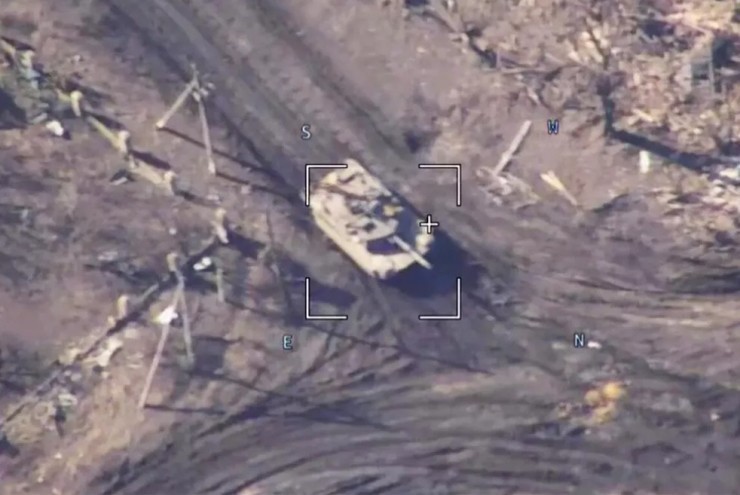 Báo Mỹ nhận định việc xe tăng M1 Abrams đầu tiên bị Nga phá hủy ở Ukraine