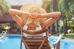 Media - Nữ tỷ phú Barbara Corcoran nghĩ gì về câu "tiền có thể mua được hạnh phúc"?