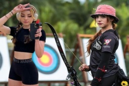 Làm đẹp - Nữ cung thủ 10X "đẹp chấn động": Tập gym, đẩy tạ 120kg để dáng như tượng tạc