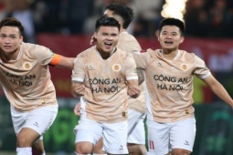 Bóng đá - HLV Kiatisak nói bí kíp giúp Quang Hải "hồi sinh" trận Công an HN thắng Thanh Hóa 3-1