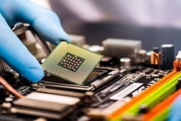 Kinh doanh - Cổ phiếu "ông trùm" sản xuất nguyên liệu ngành bán dẫn tăng mạnh nhất 20 tháng