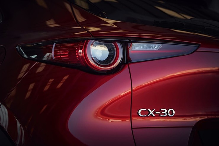 Ra mắt Mazda CX-30 2024, đợi về Việt Nam đấu Honda HR-V - 5