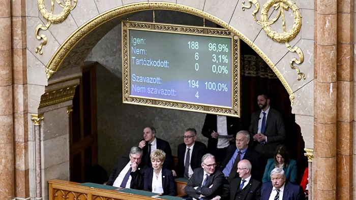 Quốc hội Hungary đã bỏ phiếu tán thành đơn xin gia nhập NATO của Thụy Điển, với 188 phiếu thuận và 6 phiếu chống. Ảnh: Al Jazeera