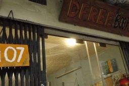 Tin tức trong ngày - Thư viện sách độc đáo ở Thủ đô, 'đặt cọc bằng niềm tin'