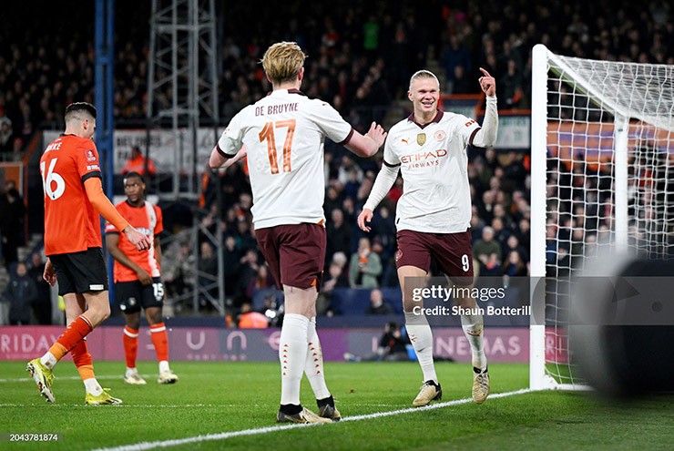 Haaland và De Bruyne đe dọa MU trước derby Manchester