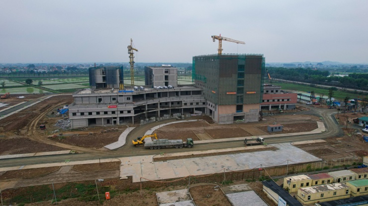 Dự án bệnh viện Phụ sản trung ương cơ sở 2 được thiết kế gồm khối hành chính 3 tầng, khối kỹ thuật nghiệp vụ 8 tầng, 2 khối điều trị nội trú cao 6 tầng cùng một số hạng mục công trình phụ trợ, hạ tầng kỹ thuật đồng bộ, hiện đại