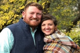 Phi thường - kỳ quặc - Camera hé lộ sự thật đáng sợ sau cốc nước chồng đưa cho vợ uống