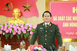 Tin tức trong ngày - Giám đốc Công an tỉnh Nghệ An được thăng cấp hàm Thiếu tướng, nhận trọng trách mới
