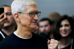 Công nghệ thông tin - CEO Tim Cook một lần nữa hé lộ thông tin khiến “iFan” nóng lòng