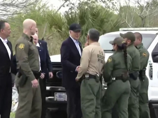 Thế giới - Tổng thống Biden "mời ông Trump hợp tác"