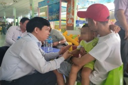 Pháp luật - Giải cứu các bé mầm non bị kẻ nghi "ngáo đá" khống chế