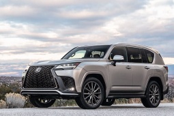 Triệu hội gấp loạt xe Lexus LX600 mới vì lỗi sau đây