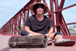 Phim - Từ cậu bé bán vé số dạo năm 3 tuổi thành "nam chính nghìn tỷ" đầu tiên của điện ảnh Việt