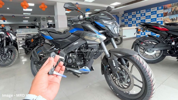 Bajaj Pulsar NS160 đẹp mê hồn, lại mạnh mẽ, giá chỉ 43 triệu đồng - 1