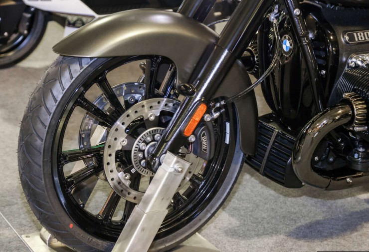 Ra mắt hàng khủng 2024 BMW Motorrad R18 giá hơn 831 triệu đồng