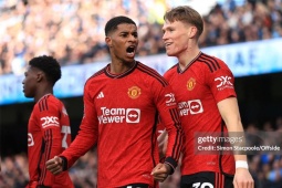 Rashford ghi siêu phẩm tung lưới Man City, MU làm hàng xóm choáng đầu trận