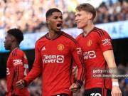 Bóng đá - Rashford ghi siêu phẩm tung lưới Man City, MU làm hàng xóm choáng đầu trận