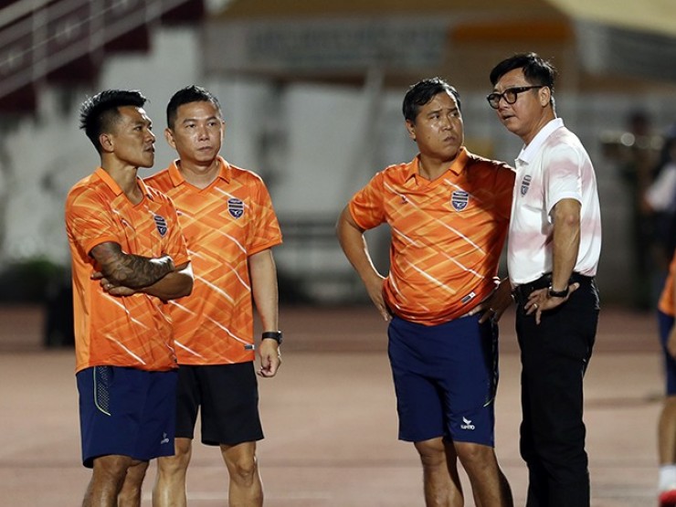 Bình Dương thua CLB TP.HCM, HLV Lê Huỳnh Đức nói về mục tiêu vô địch V-League