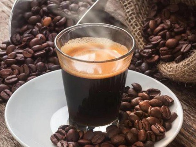 Sức khỏe đời sống - Uống cà phê, "trị" được 2 nỗi ám ảnh tuổi 50