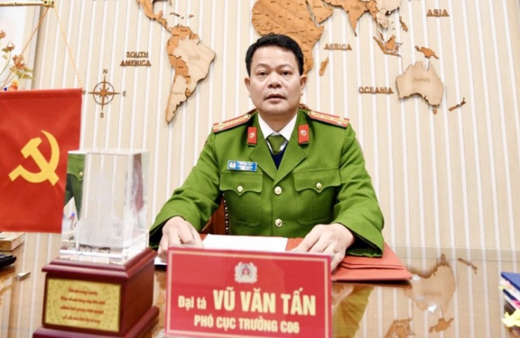 Đại tá Vũ Văn Tấn, Phó Cục trưởng Cục Cảnh sát quản lý hành chính về trật tự xã hội, Bộ Công an.