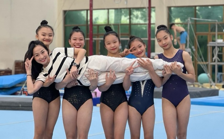 Sau khi giải nghệ, Ngân Thương chuyển sang làm huấn luyện viên nhưng bất ngờ vướng phải sự việc không yên ả.