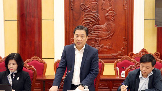 Phó Vụ trưởng Vụ II của Thanh tra Chính phủ Đỗ Mạnh Hùng phát biểu tại buổi làm việc.