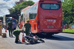 Tin tức trong ngày - Diễn biến mới vụ xe khách tông xe máy, 2 học sinh tử vong