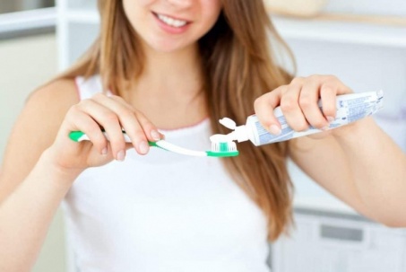 9 công dụng tuyệt vời ít ai biết của kem đánh răng