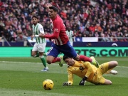 Bóng đá - Video bóng đá Atletico Madrid - Real Betis: Kịch tính penalty, siêu phẩm &amp; cột dọc (La Liga)