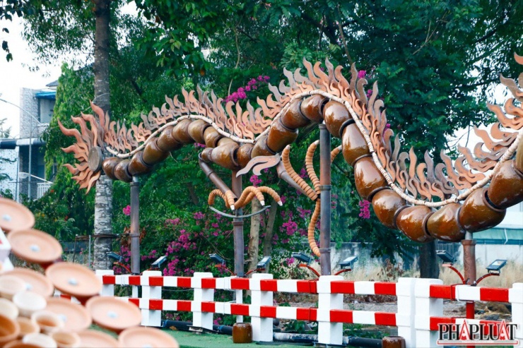 Cặp rồng lu ‘hot trend’ tại Bình Dương đã xác lập kỷ lục Việt Nam - 8