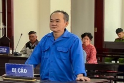 Pháp luật - Án mạng do mâu thuẫn từ việc mò ốc dưới kênh