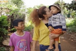 Bạn trẻ - Cuộc sống - Cô gái Tây Nguyên cứu đứa trẻ suýt bị chôn sống giờ ra sao?