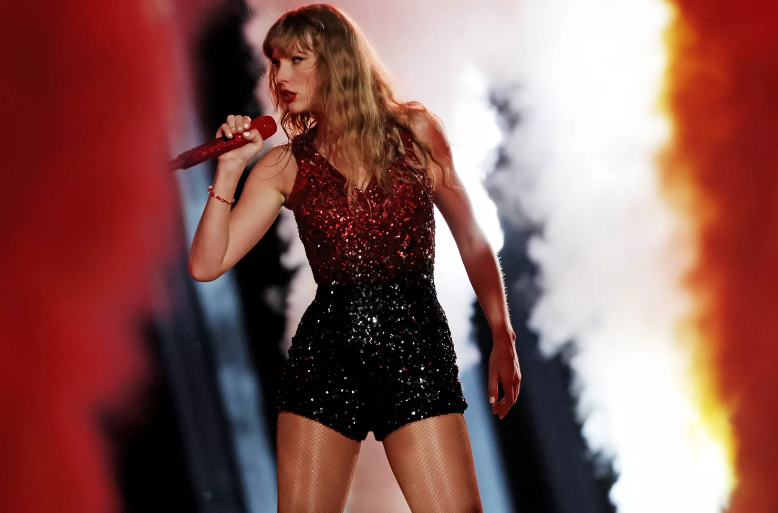 Một cặp đôi người Việt cầu hôn trong đêm diễn của Taylor Swift tại Singapore - 6