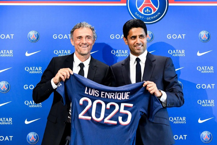 HLV Enrique ký hợp đồng với PSG đến năm 2025