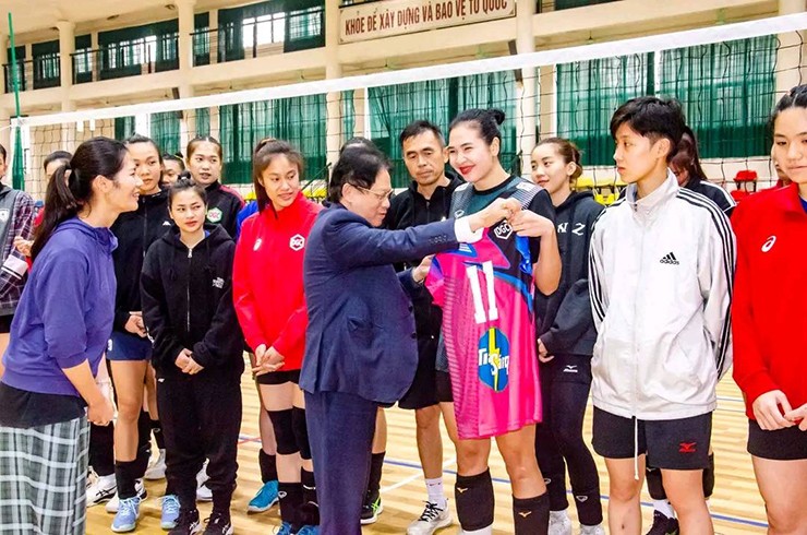 “Máy ghi điểm” tuyển bóng chuyền nữ Thái Lan đầu quân cho Lào Cai, giải VĐQG thêm nóng - 2