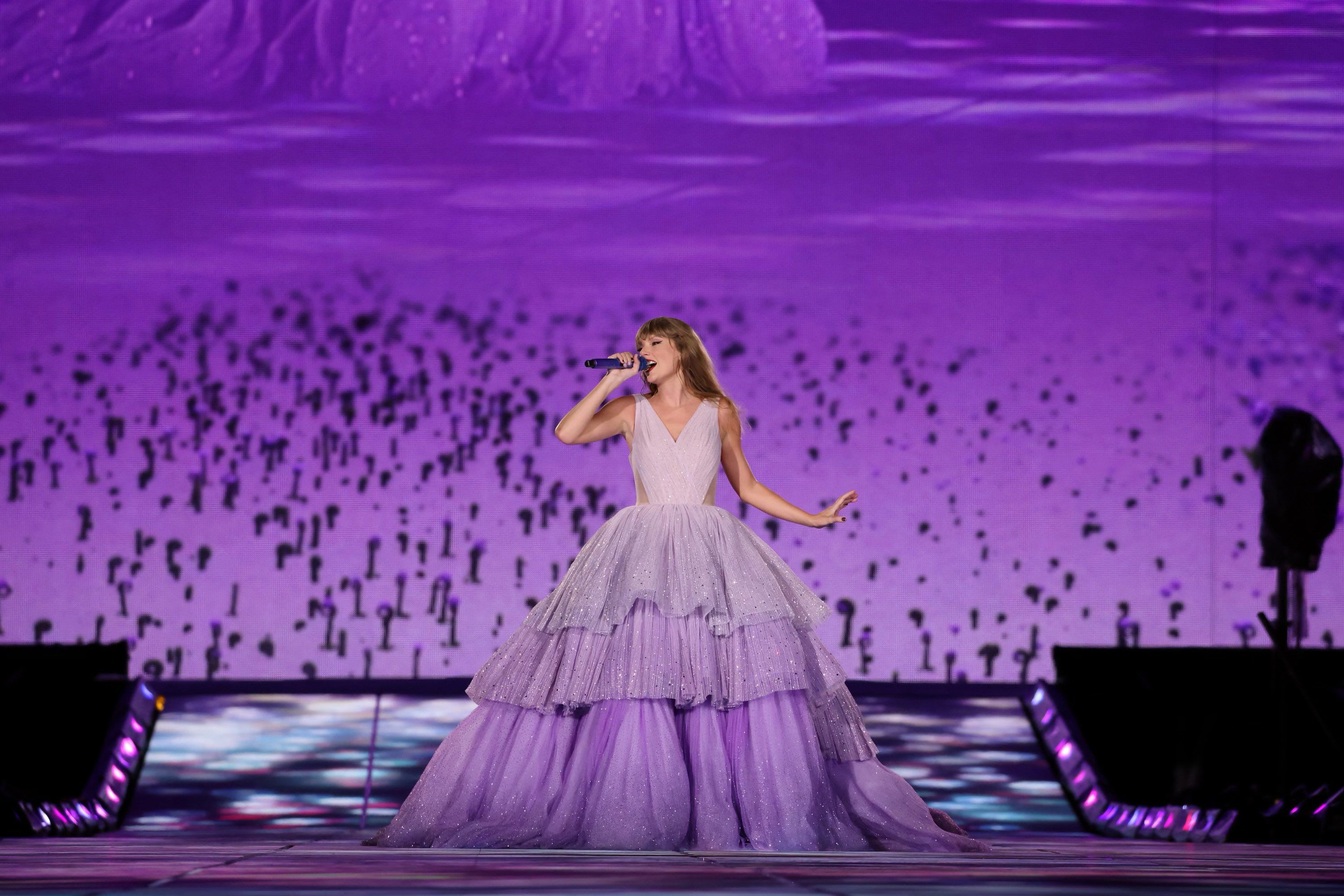 Yêu cầu khắt khe của Taylor Swift khi đến biểu diễn tại các quốc gia - 2