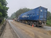 Tin tức trong ngày - “Lý lịch” xe khách va chạm với xe container khiến 5 người tử vong ở Tuyên Quang