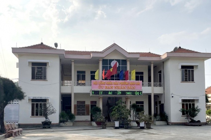 Cựu chủ tịch, phó chủ tịch phường Ninh Hải bị khởi tố. Ảnh: H.H