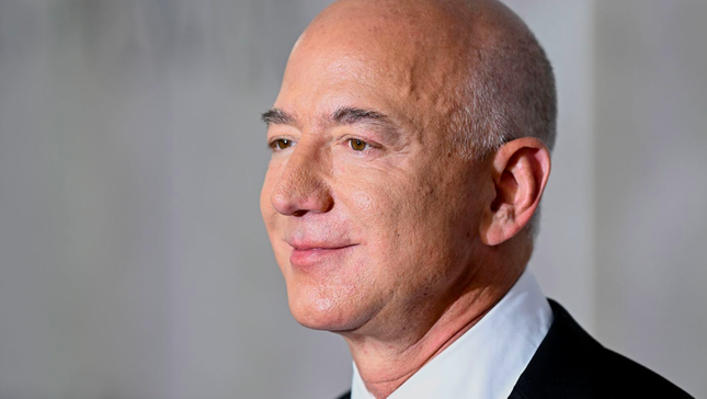 Jeff Bezos trở thành tỷ phú giàu nhất thế giới. (Ảnh: Getty)