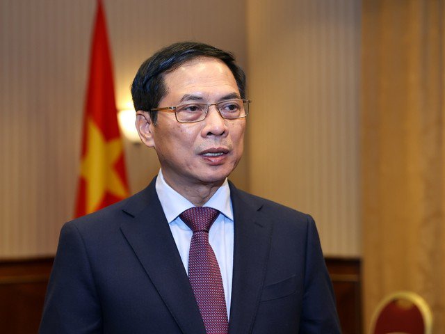 Bộ trưởng Ngoại giao Bùi Thanh Sơn sẽ trả lời chất vấn về nhóm vấn đề ngoại giao. Ảnh: VGP/Nhật Bắc