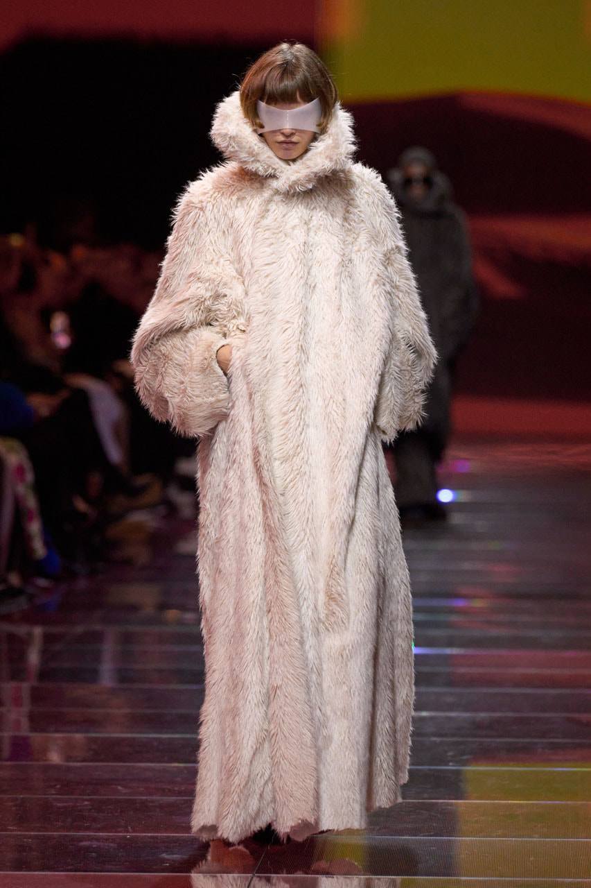 Balenciaga ứng dụng cao vẫn sang - chảnh - "chất" - 16