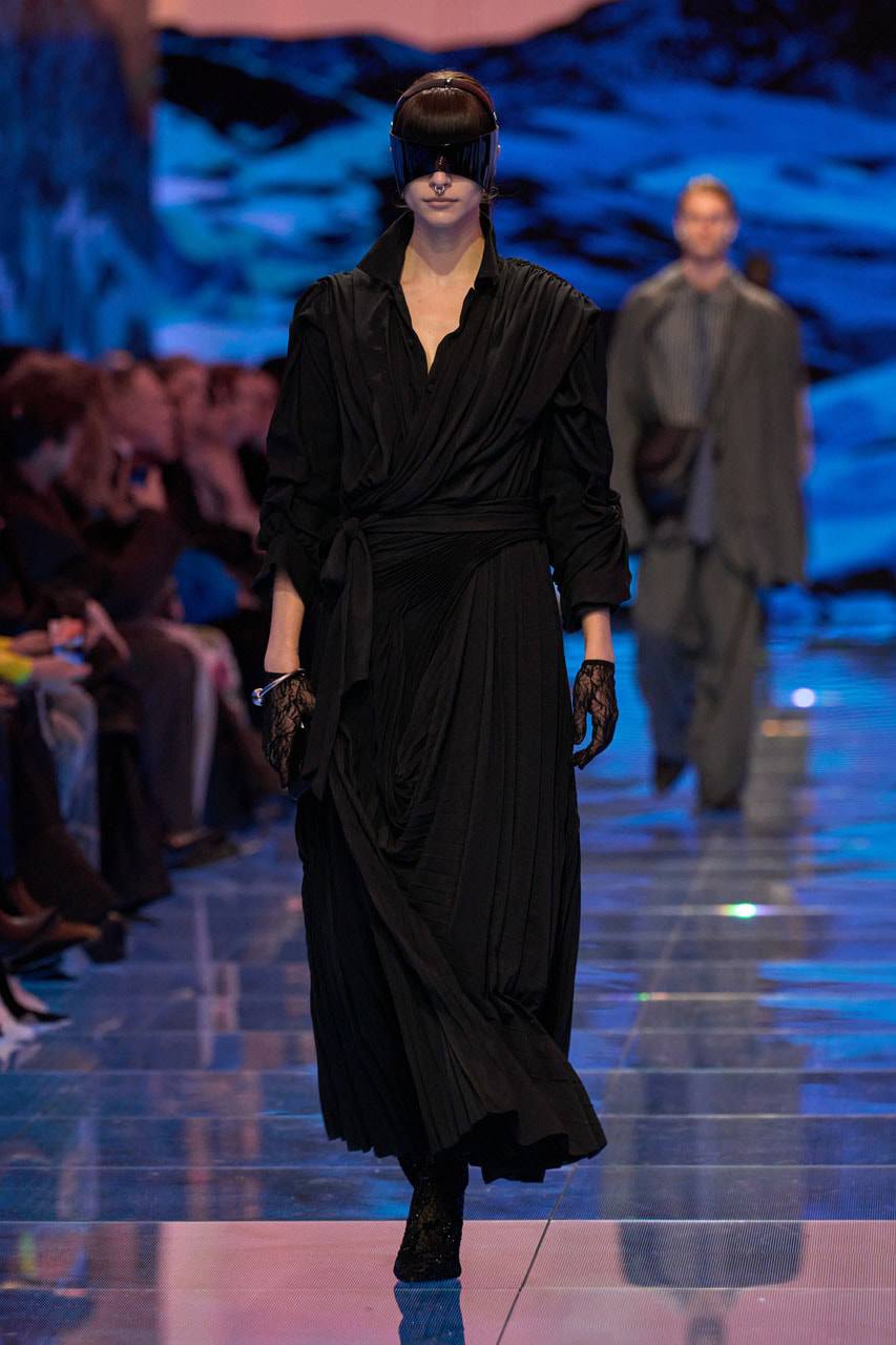 Balenciaga ứng dụng cao vẫn sang - chảnh - "chất" - 11