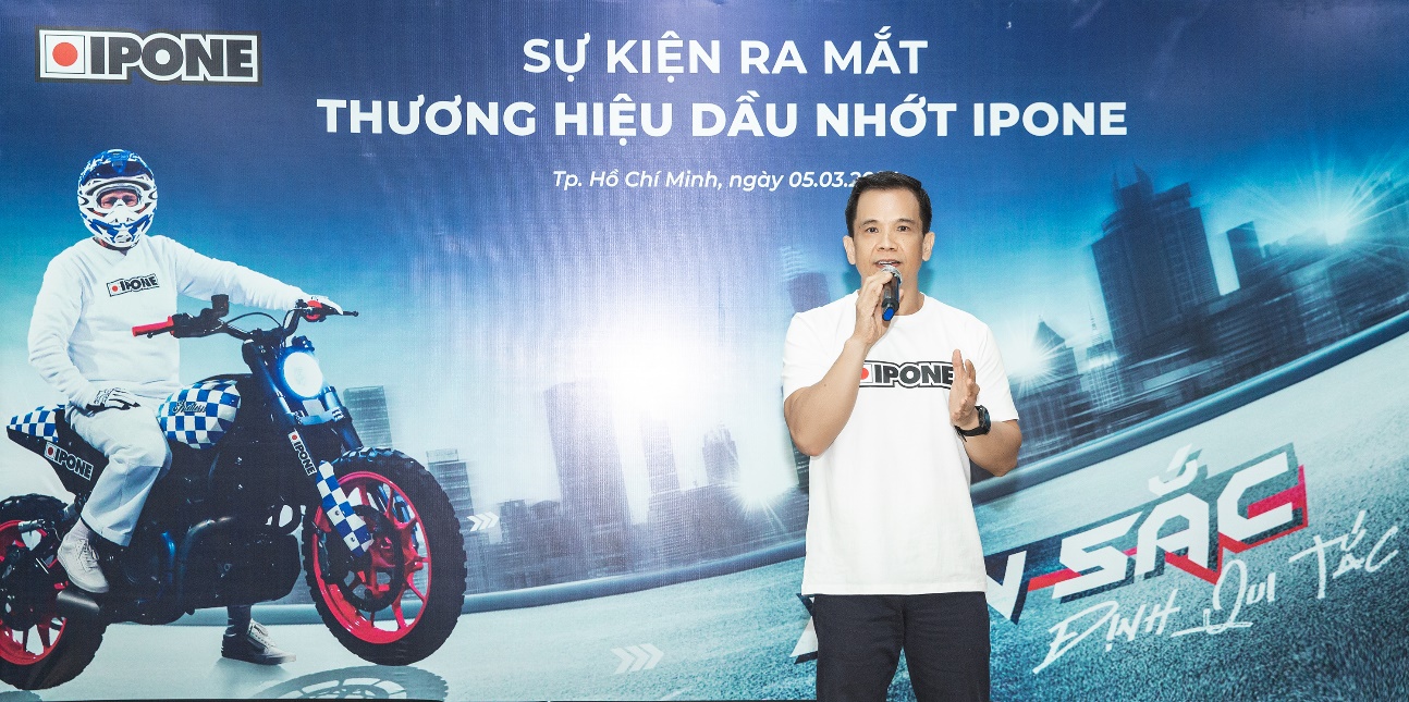 Ông Nguyễn Vũ Hào - Tổng giám đốc công ty Cổ phần Dầu nhớt và Hóa chất Việt Nam (VILUBE CORP.) phát biểu tại buổi họp báo.