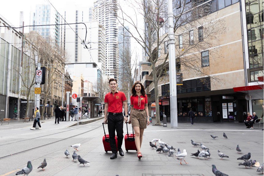 Rạng rỡ hình ảnh phi hành đoàn Vietjet tại Melbourne - 6