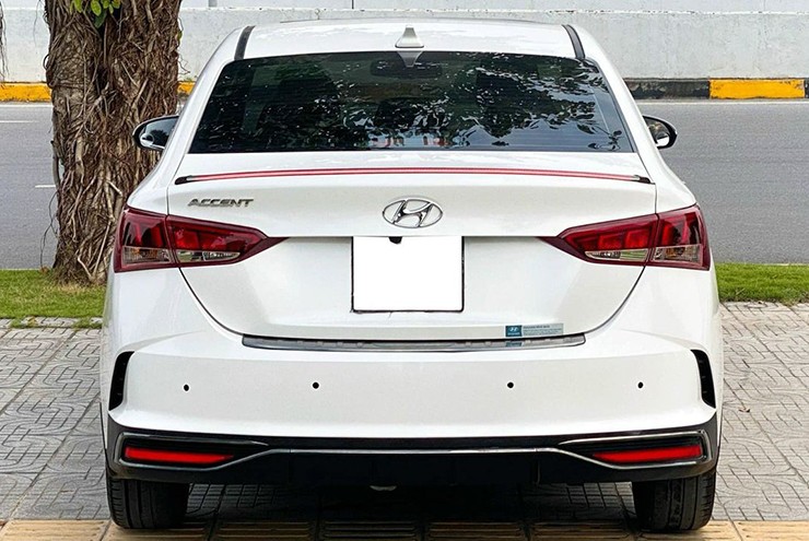 Đánh giá Hyundai Accent: con gà đẻ trứng vàng về doanh số - 3