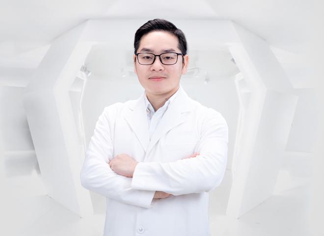 Bác sĩ Thạch Văn Chất - Người kiến tạo sắc đẹp cho hàng nghìn phụ nữ