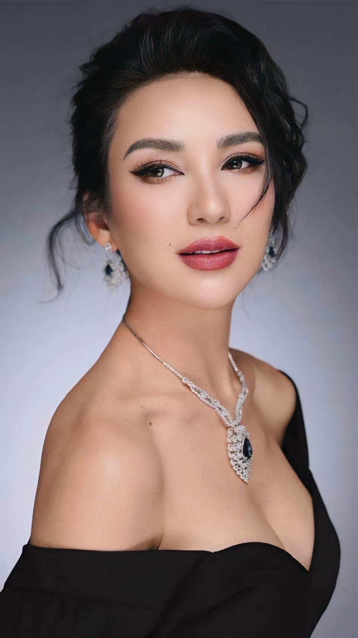 Sau 16 năm đăng quang&nbsp;“Hoa hậu Du lịch Việt Nam”, Ngọc Diễm vẫn giữ được nhan sắc rạng rỡ.&nbsp;